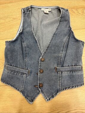 Sincerely Jules Denim Vest in Blue
